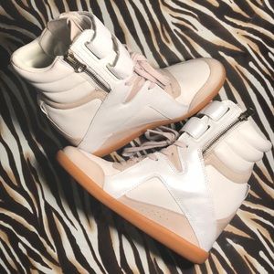 Reebok Heeled Sneakers - NEW w/o tags 6.5